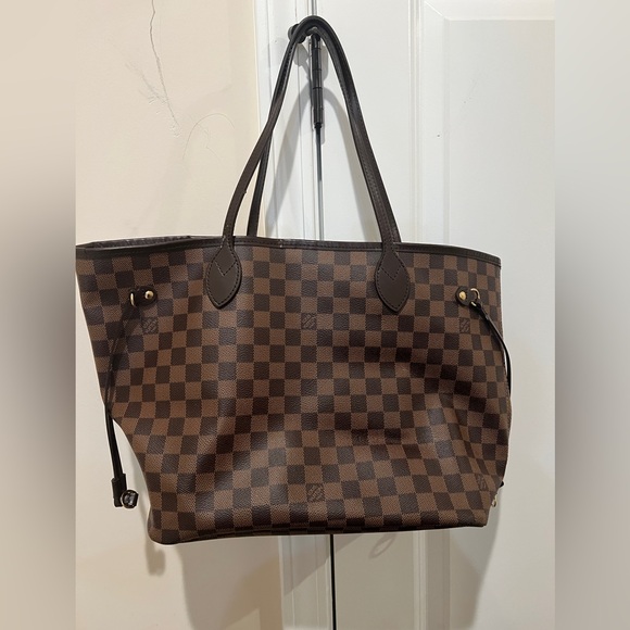 Louis Vuitton Neverfull MM - Picture 1 of 8